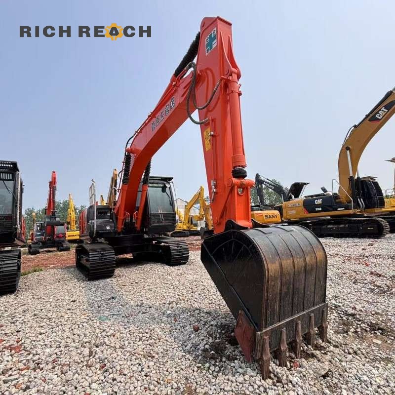 Front and cab view of a 2015 Hitachi ZX200-3 used 20-ton excavator, $20,833